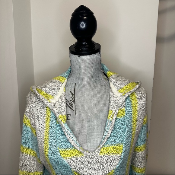 TNA Baja Hoodie Sweater Multicolour – Size M - Picture 6 of 11